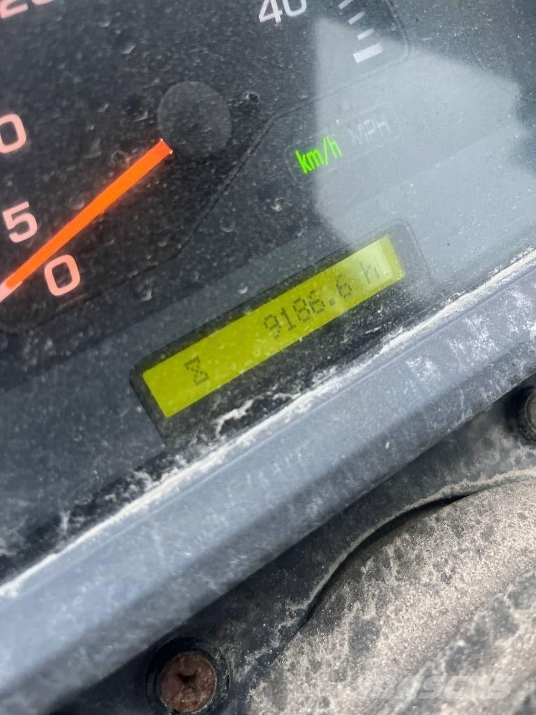 Komatsu WA 250 PZ-5 Naudoti ratiniai krautuvai