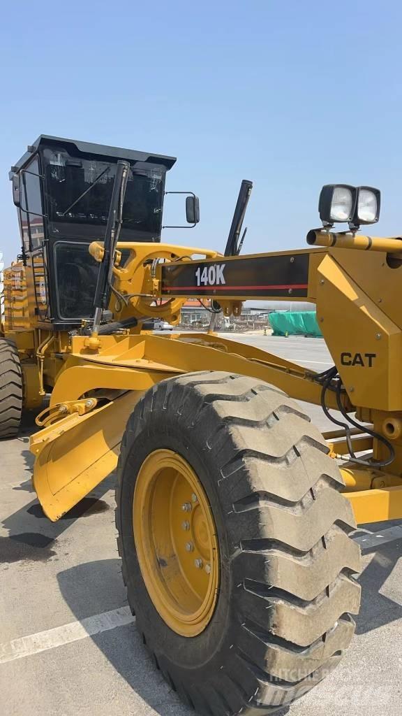 CAT 140 K Greideriai