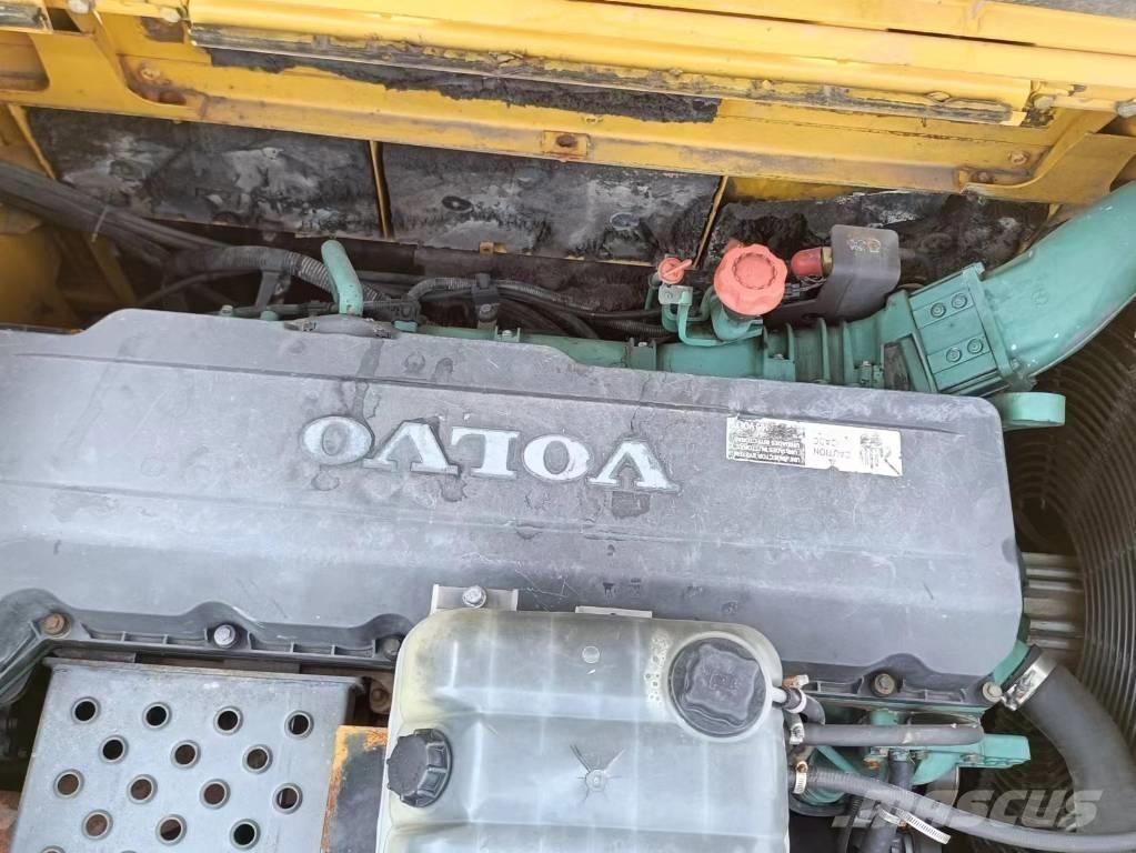 Volvo EC 480 Vikšriniai ekskavatoriai