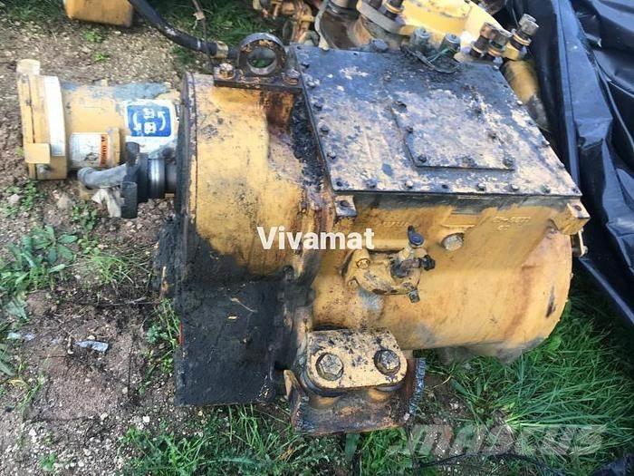 CAT 763 Transmisijos