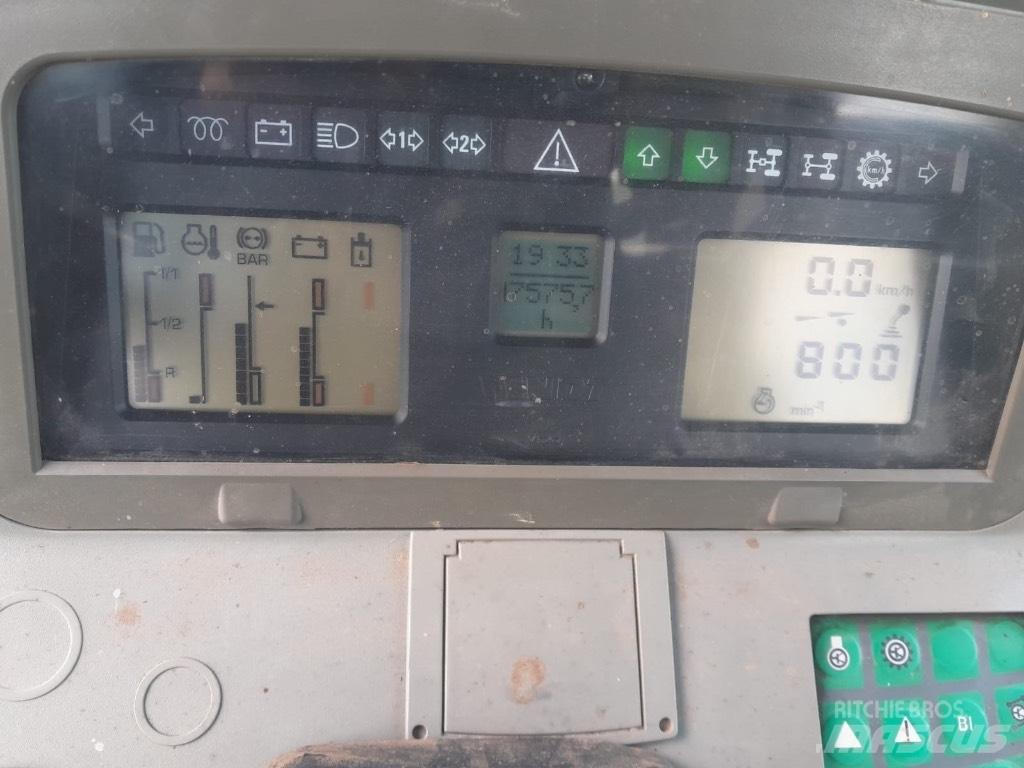 Fendt 712 Vario Traktoriai