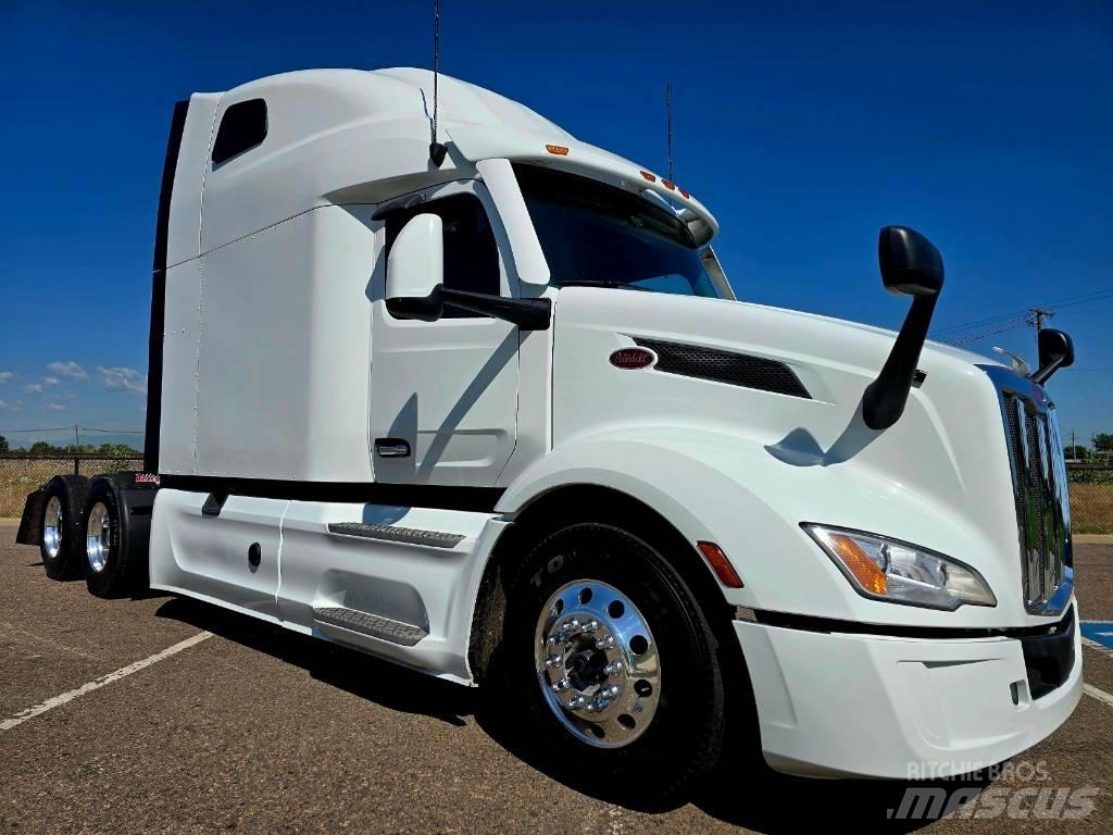 Peterbilt 579 Naudoti vilkikai