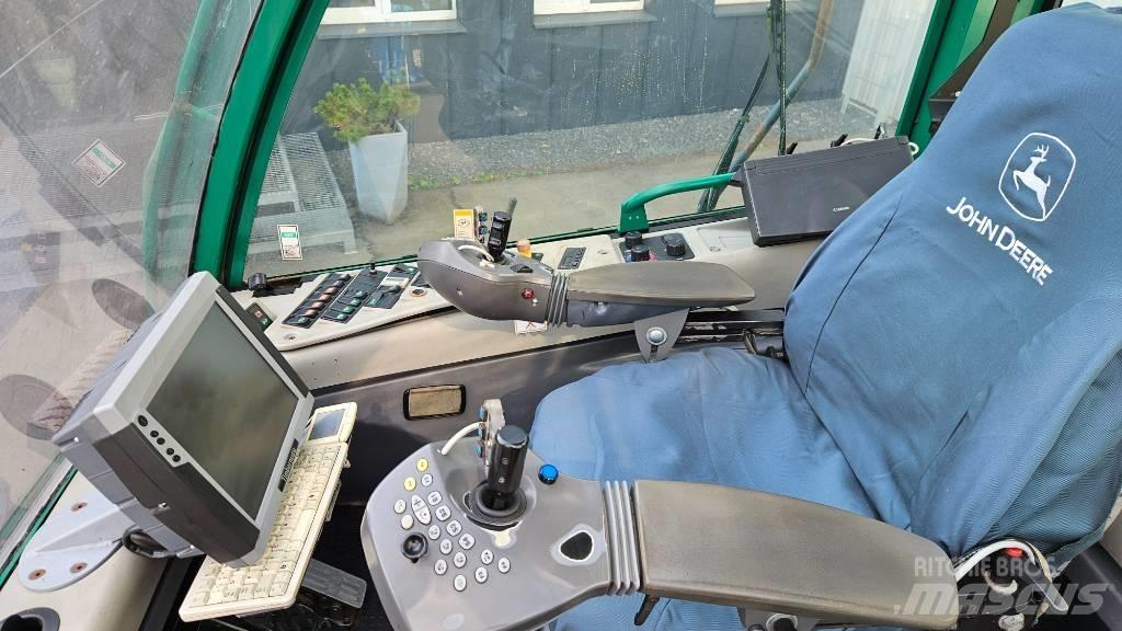 John Deere 1070 D Miško technika (Harvesteriai)