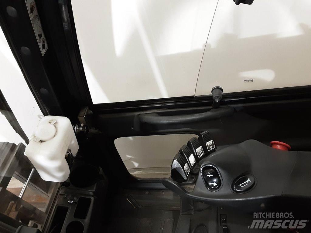 Yale ERP30VL V2745 Elektriniai šakiniai krautuvai