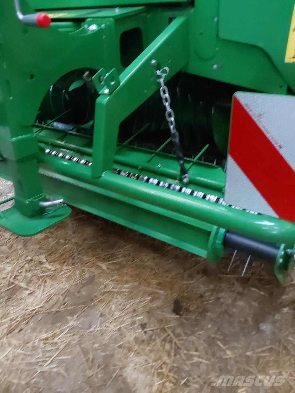 John Deere V 451 M Ritinių presai