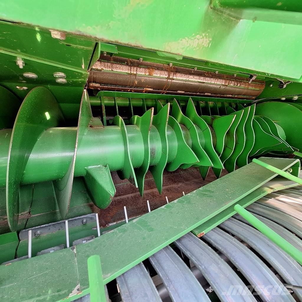 John Deere V 451 M Ritinių presai