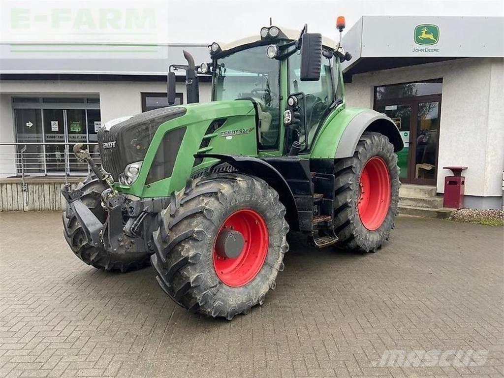 Fendt 826 Traktoriai