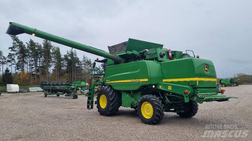 John Deere T670i Derliaus nuėmimo kombainai