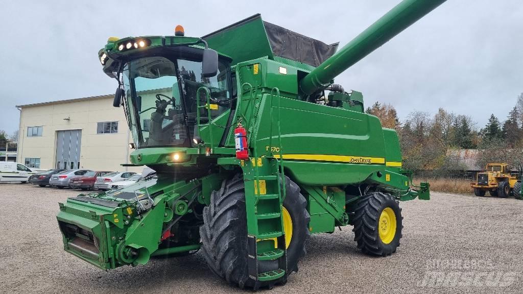 John Deere T670i Derliaus nuėmimo kombainai