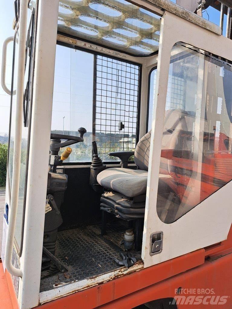 Fantuzzi SF 50 U Krautuvai su pakrovimu iš šonų