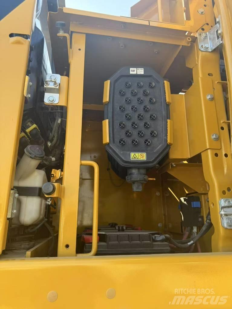 CAT CAT336GC Vikšriniai ekskavatoriai