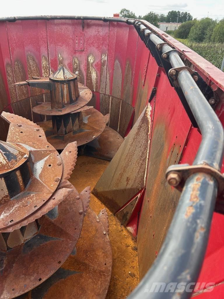 Kongskilde VM22 Pašarų maišytuvai-dalytuvai