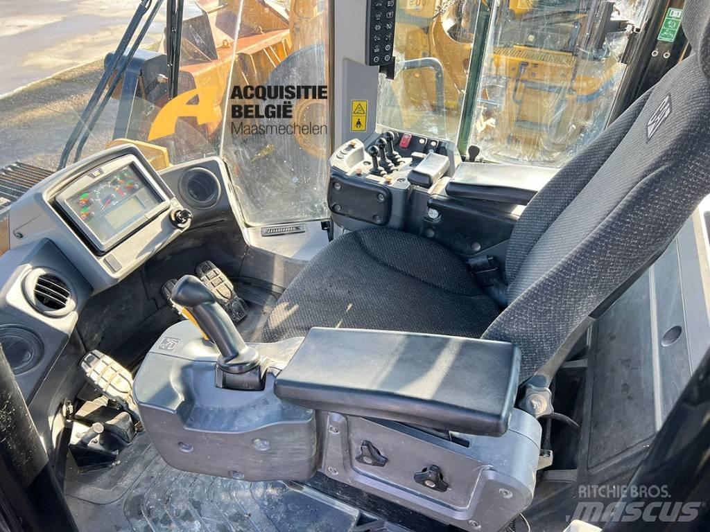 CAT 966 M Naudoti ratiniai krautuvai