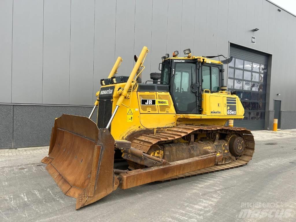 Komatsu D 65 WX-18 Vikšriniai buldozeriai