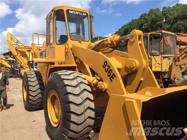 CAT 936 E Naudoti ratiniai krautuvai