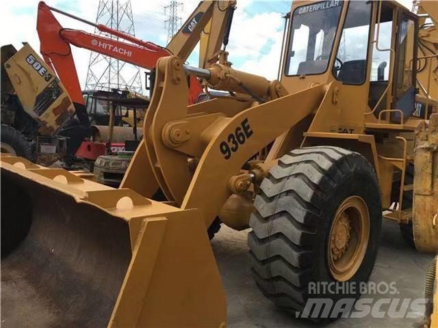 CAT 936 E Naudoti ratiniai krautuvai