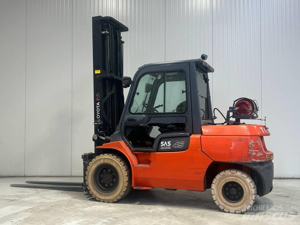 Toyota 02-7FG40 LPG (dujiniai) krautuvai