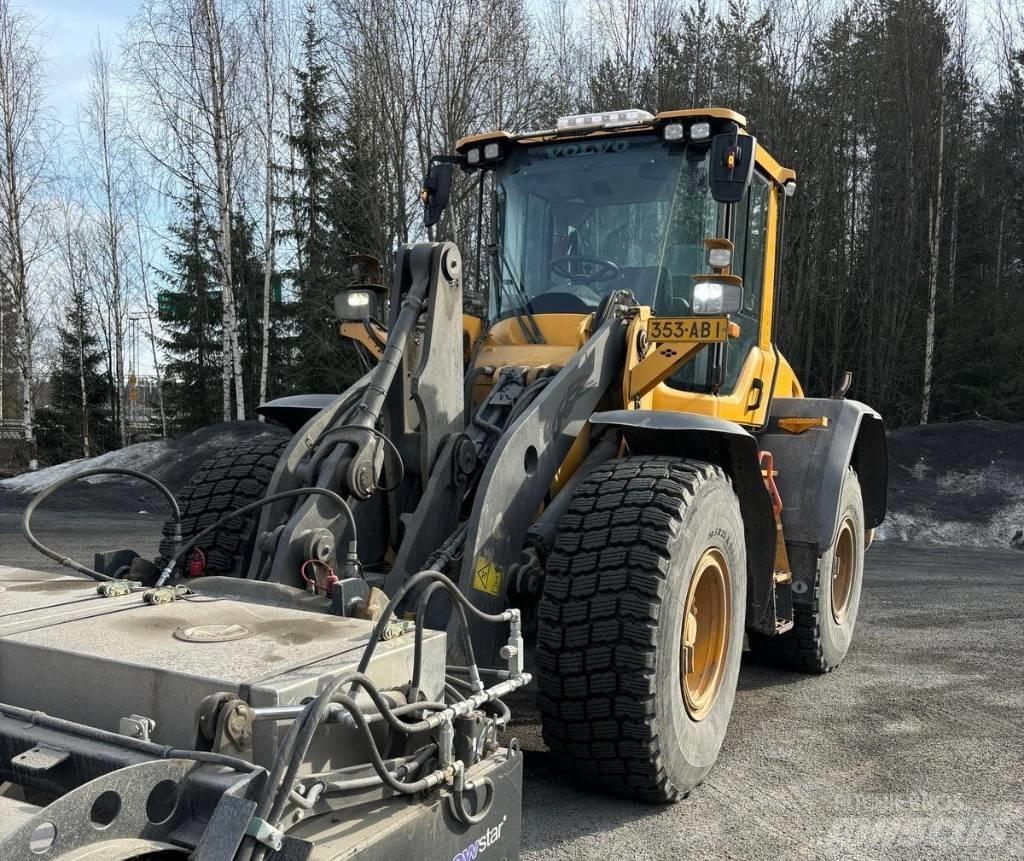 Volvo L 90 H Naudoti ratiniai krautuvai