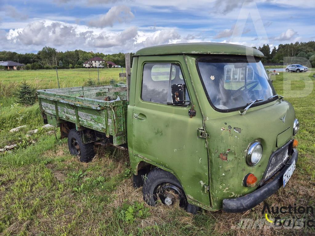  UAZ 452 Pikapai / Bortiniai sunkvežimiai