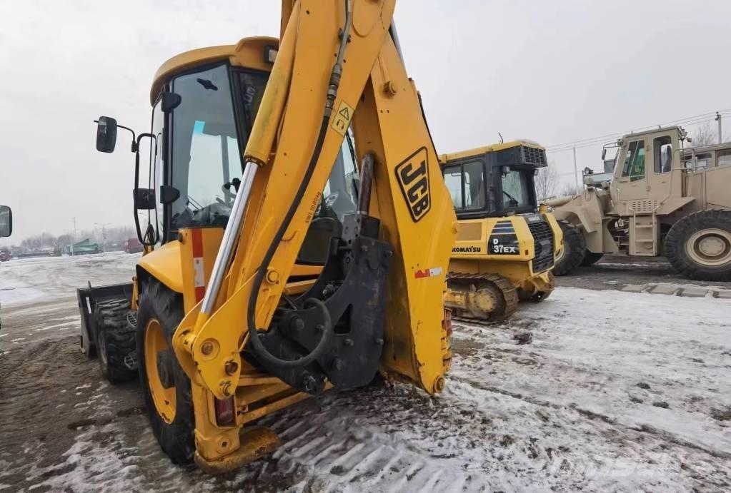 JCB 3CX Ekskavatoriniai krautuvai