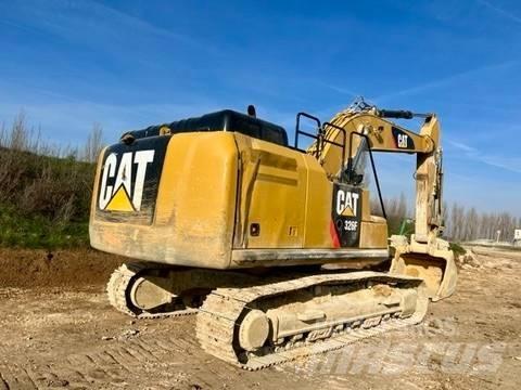 CAT 326 F L Vikšriniai ekskavatoriai