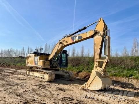 CAT 326 F L Vikšriniai ekskavatoriai