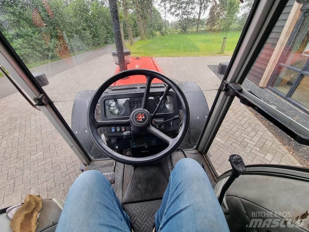 Massey Ferguson 390 Traktoriai