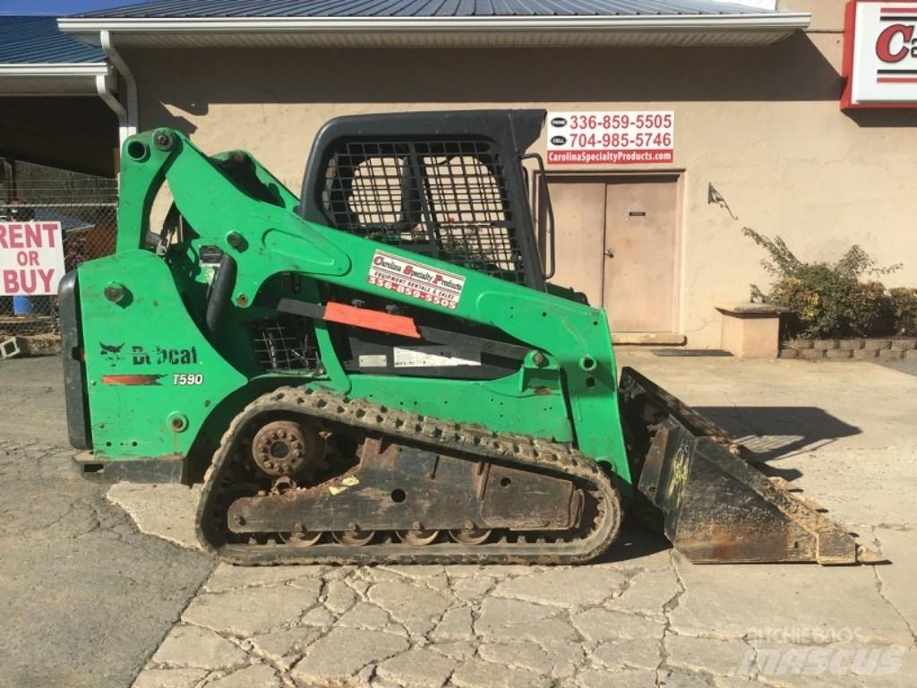 Bobcat T590 Krautuvai su šoniniu pasukimu