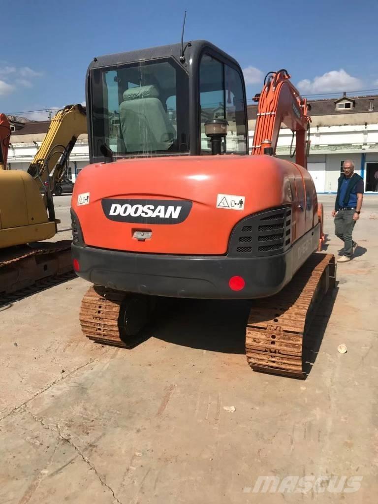 Doosan dx60 Vikšriniai ekskavatoriai