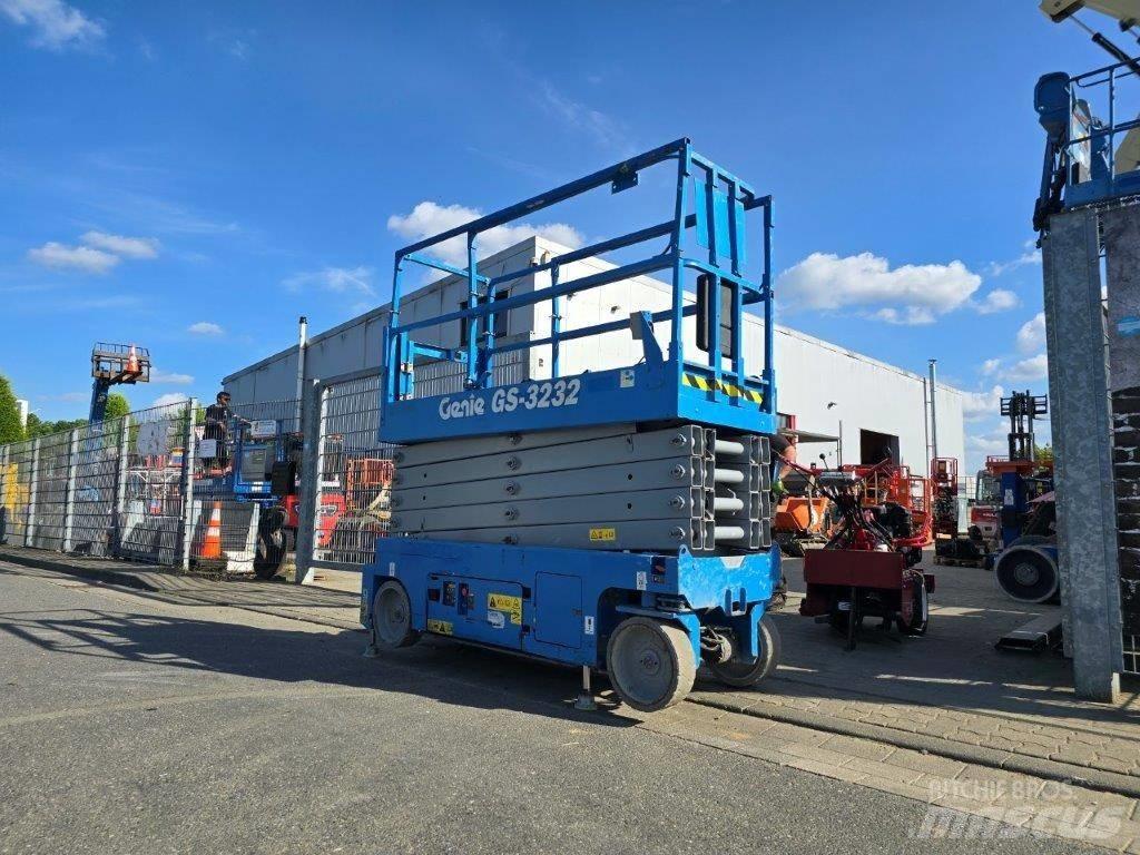 Genie GS 3232 Žirkliniai keltuvai