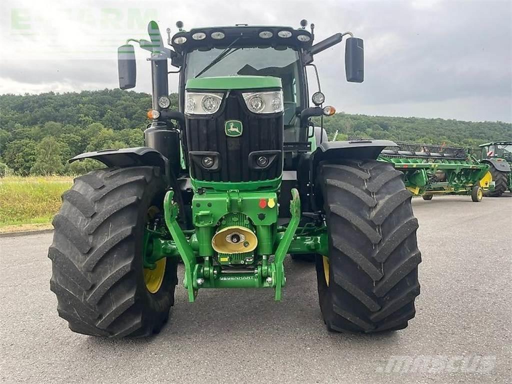 John Deere 6215r Traktoriai