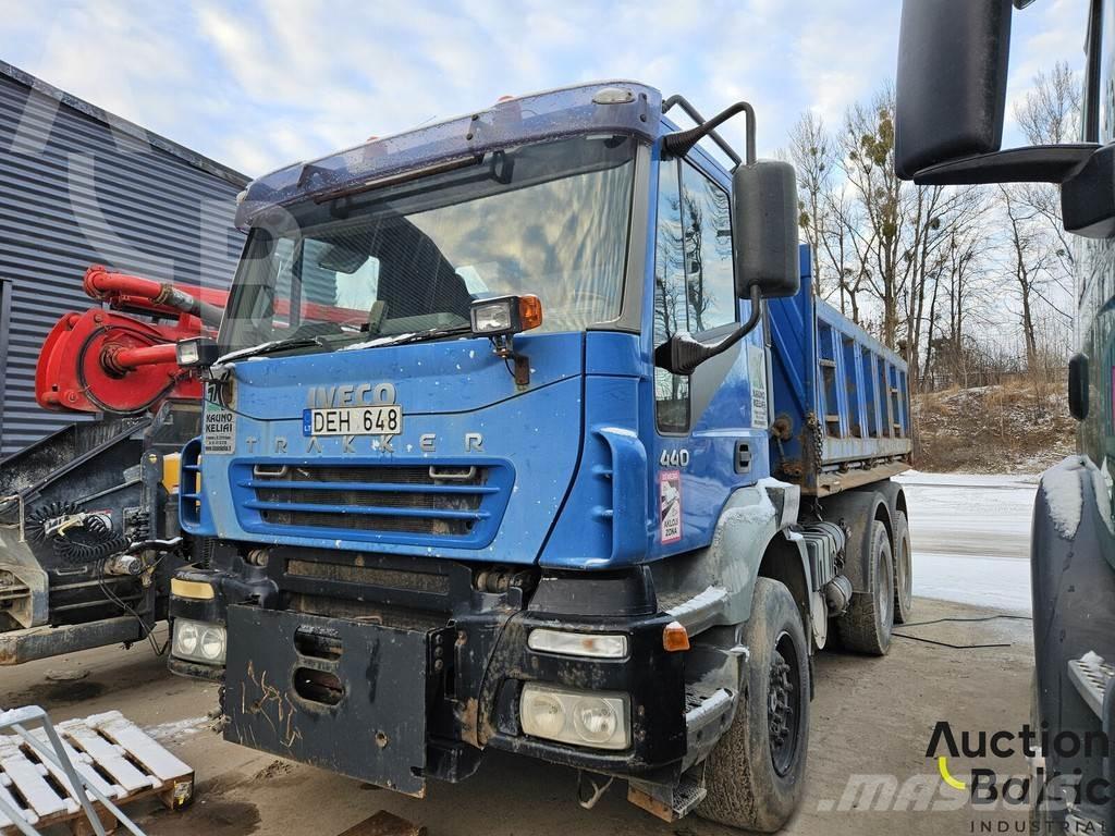 Iveco 260 E44 Savivarčių priekabų vilkikai