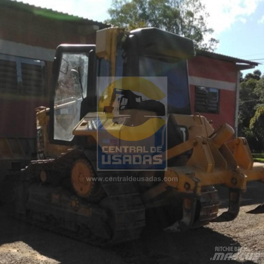 CAT D 6 N XL Vikšriniai buldozeriai