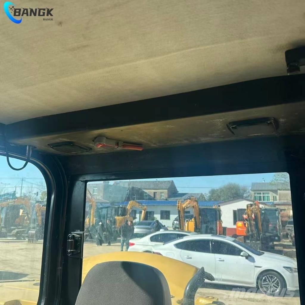 CAT 307E2 Vikšriniai ekskavatoriai