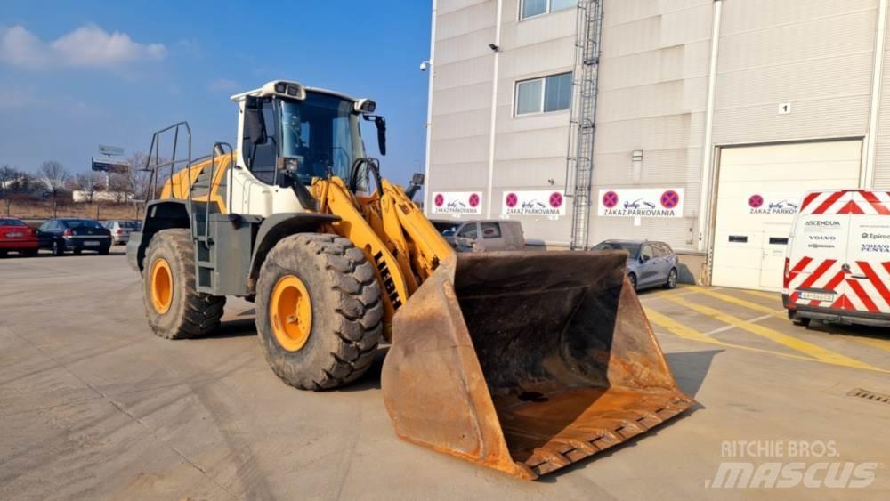 Liebherr 556 Naudoti ratiniai krautuvai