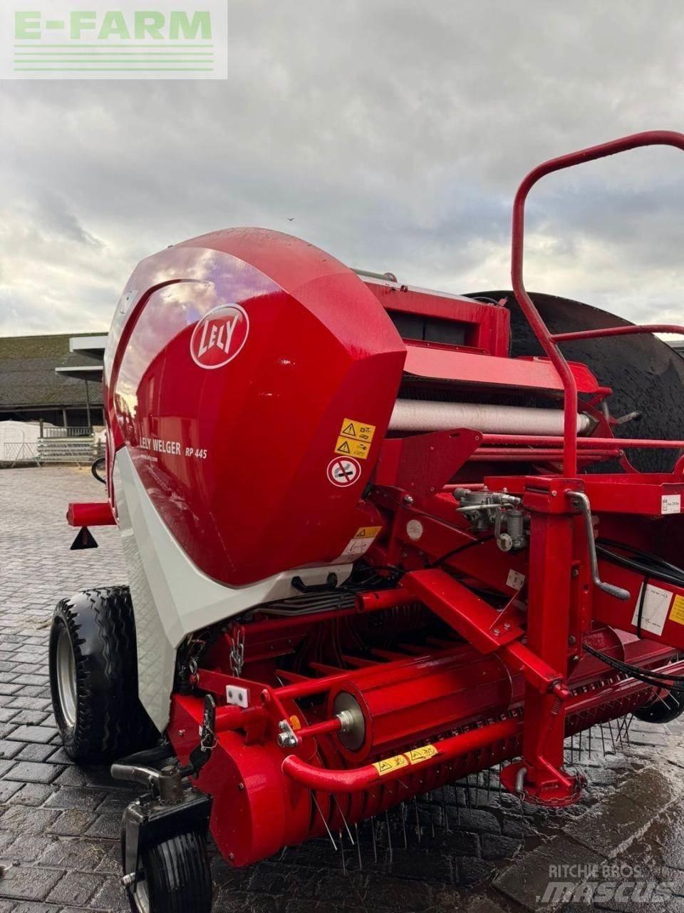 Lely RP 445 Stačiakampių ryšulių presai