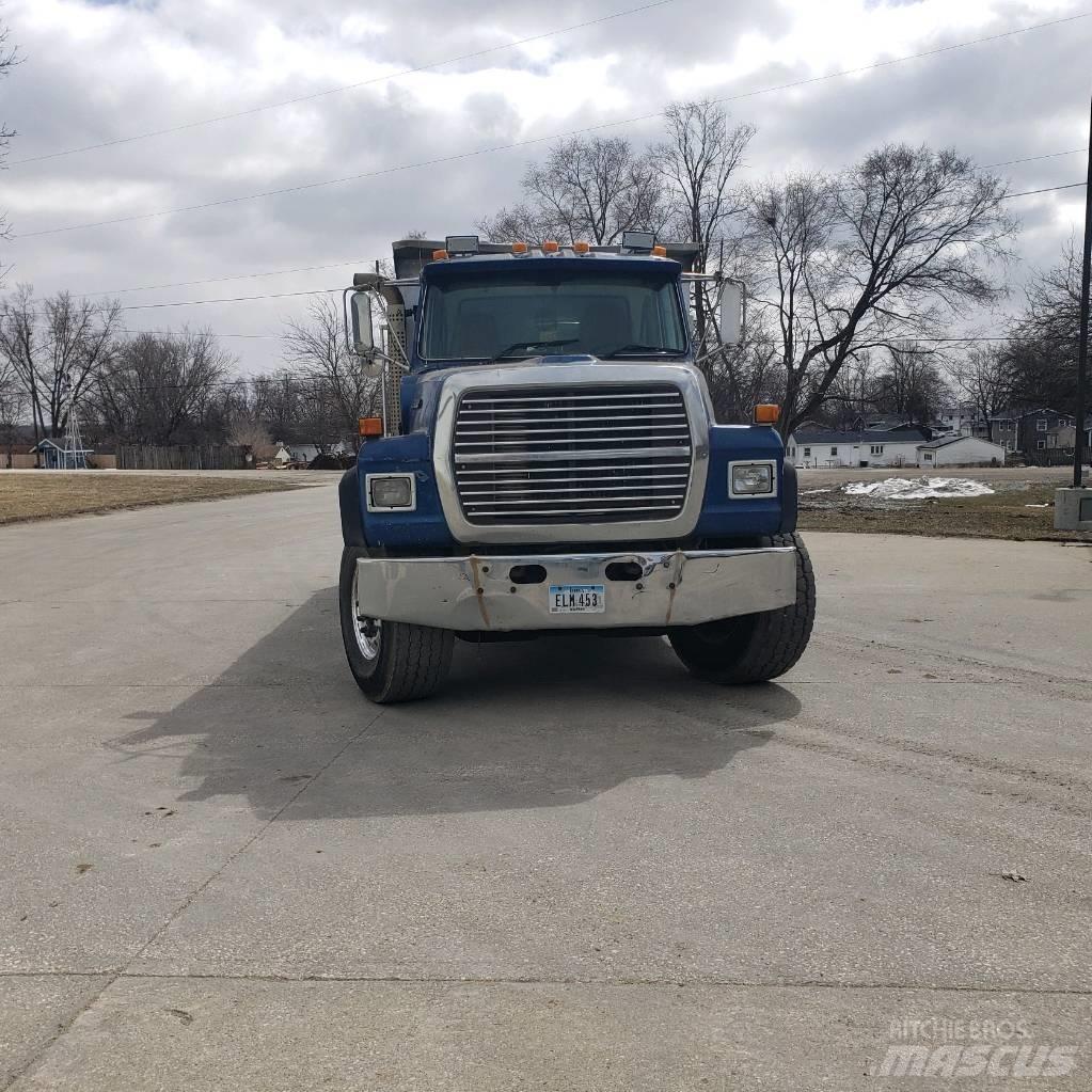 Ford L 9000 Savivarčių priekabų vilkikai