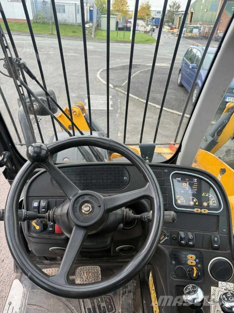 JCB 540-140 Teleskopiniai krautuvai