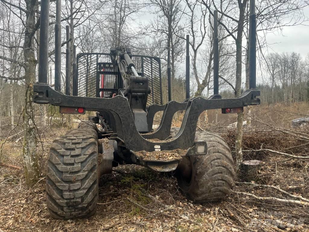 Komatsu 875 Naudoti miškovežiai (Forvarderiai)