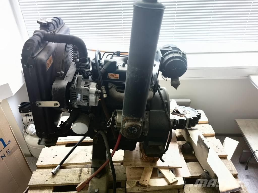 Kubota D905, D902 Varikliai