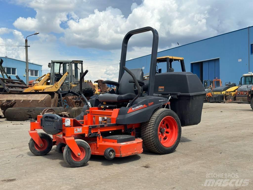 Kubota Z121S Žoliapjovės su lankstiniu vairavimo mechanizmu
