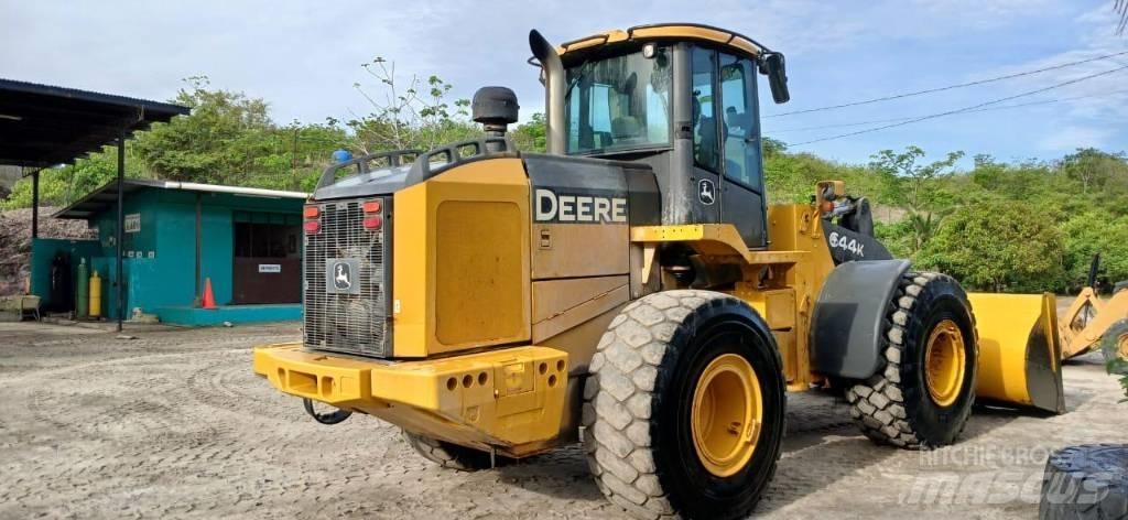 John Deere 644 K Naudoti ratiniai krautuvai