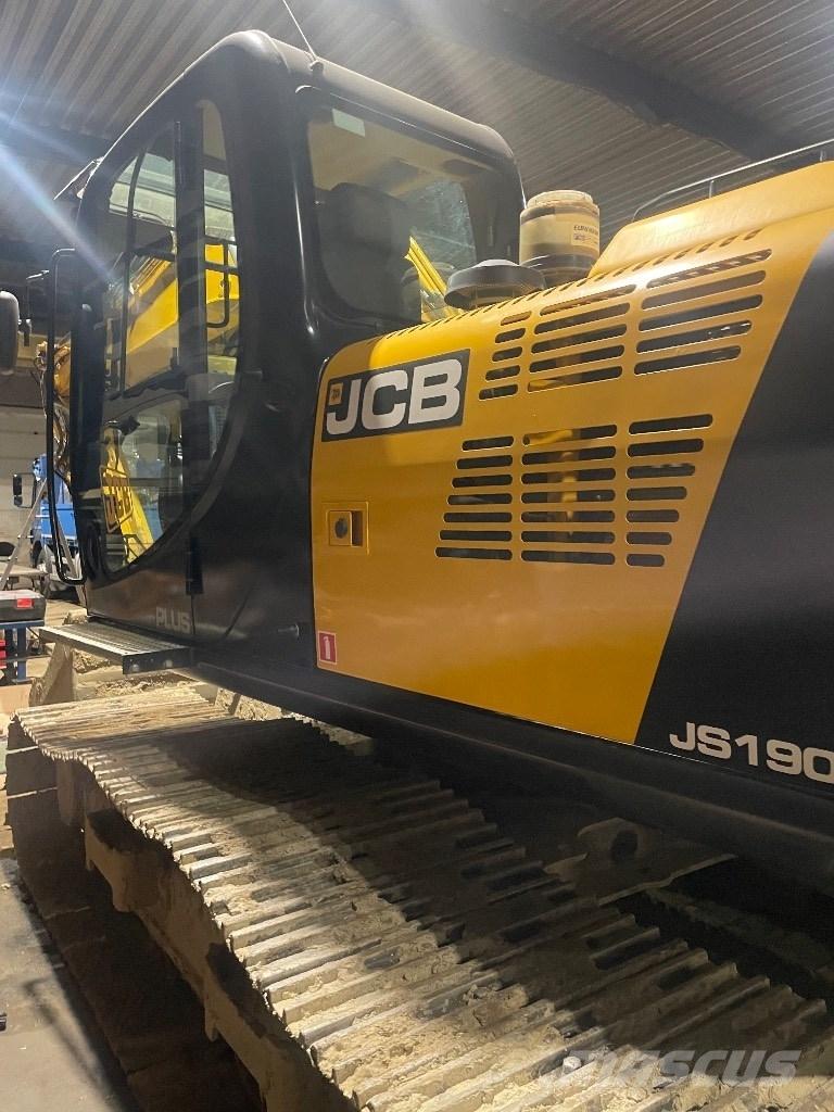 JCB js 190 Vikšriniai ekskavatoriai