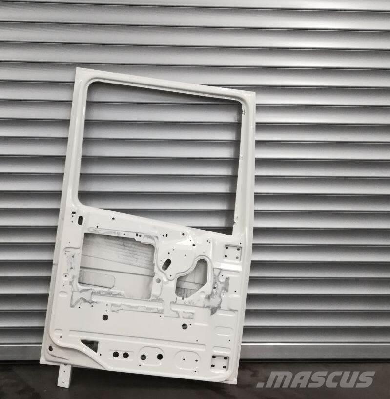 DAF (LH) NAKED - BARE Transportas - Kita