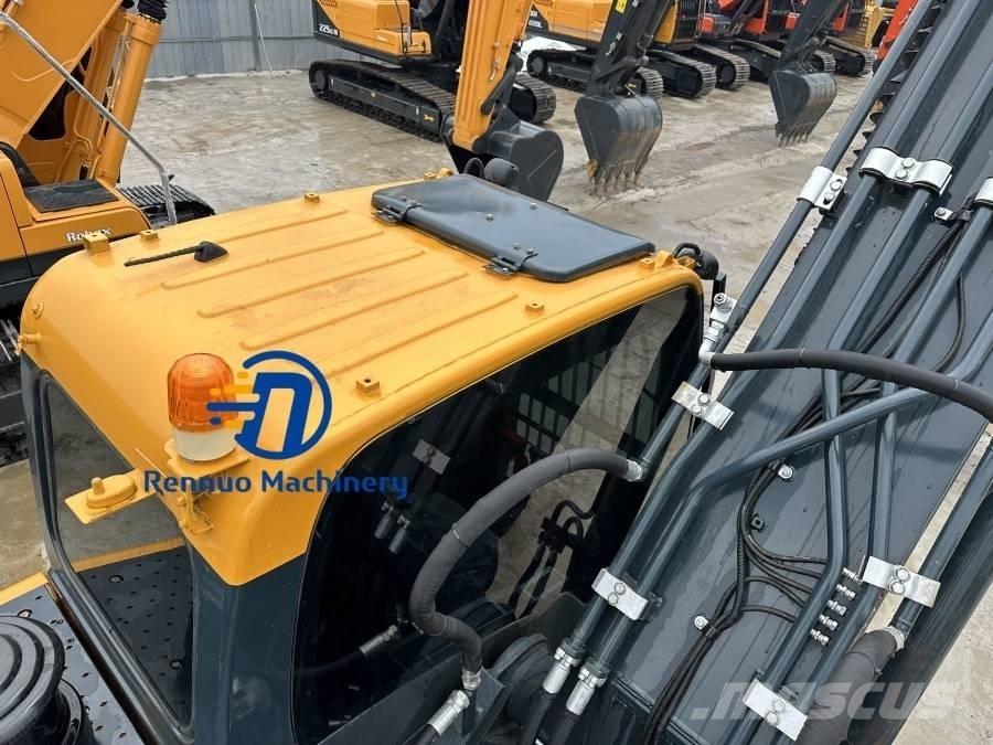 Hyundai R305LC-9T Vikšriniai ekskavatoriai