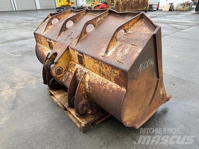 Liebherr LR 632 Kaušai