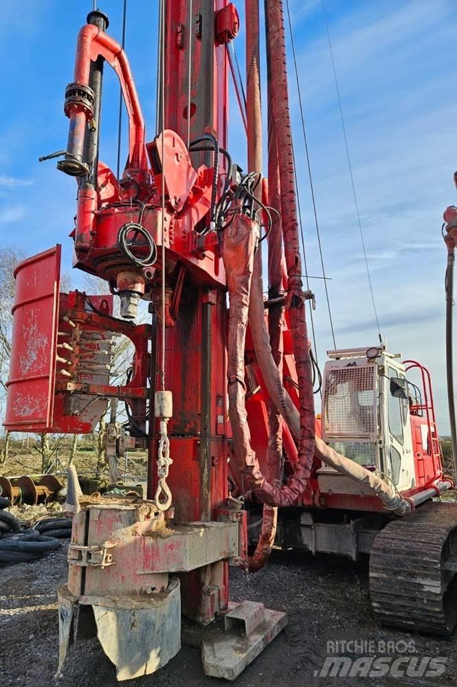 Soilmec R312-200 Polių kalimo technika