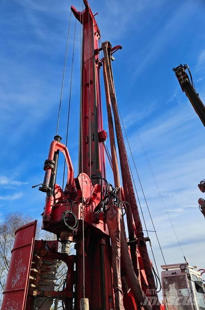 Soilmec R312-200 Polių kalimo technika