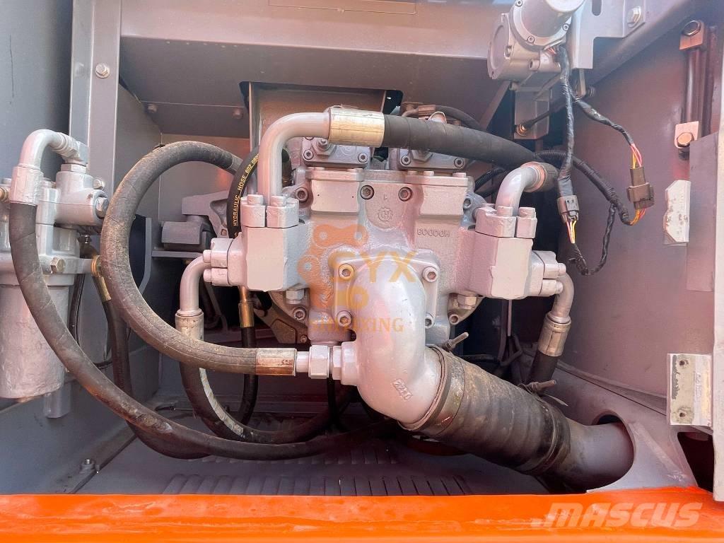Hitachi EX 200 Vikšriniai ekskavatoriai