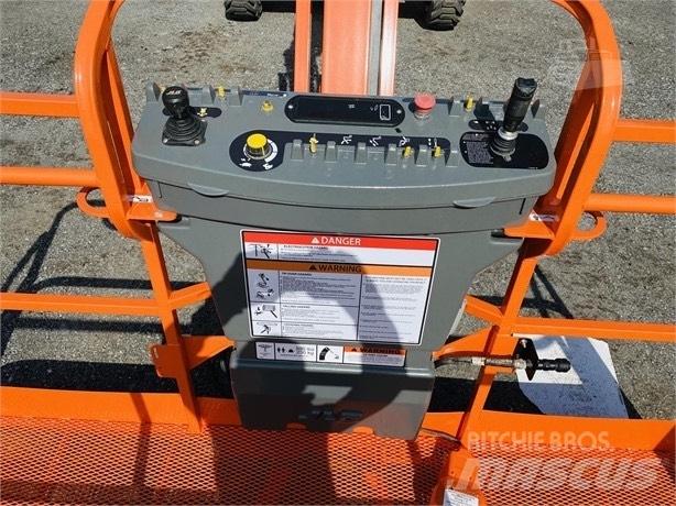 JLG 460 SJ Teleskopiniai keltuvai